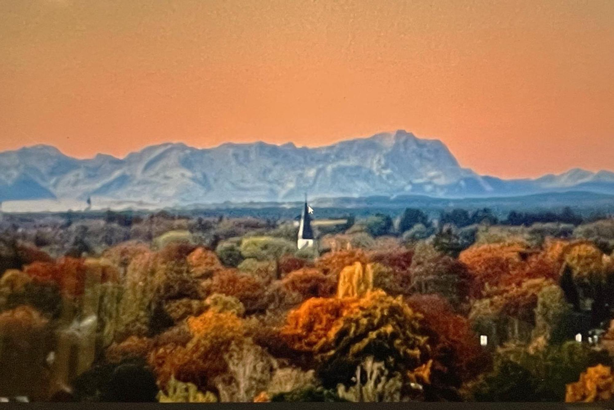 Alpen-Panorama Suite - Einzigartige Privatsuite Hoch Ueber Muenchen, 12Tes Og, Alpenblick, Loggia, Whirlpool, 15 Minuten Zum Zentrum, Ruhe Und Erholung In Der Stadt Muenchen Fuer Privat Und Geschaeftlich Reisende Exterior photo